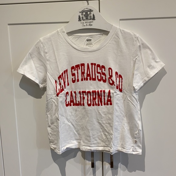 Levis Crop T Shirt - Picture 6 of 6